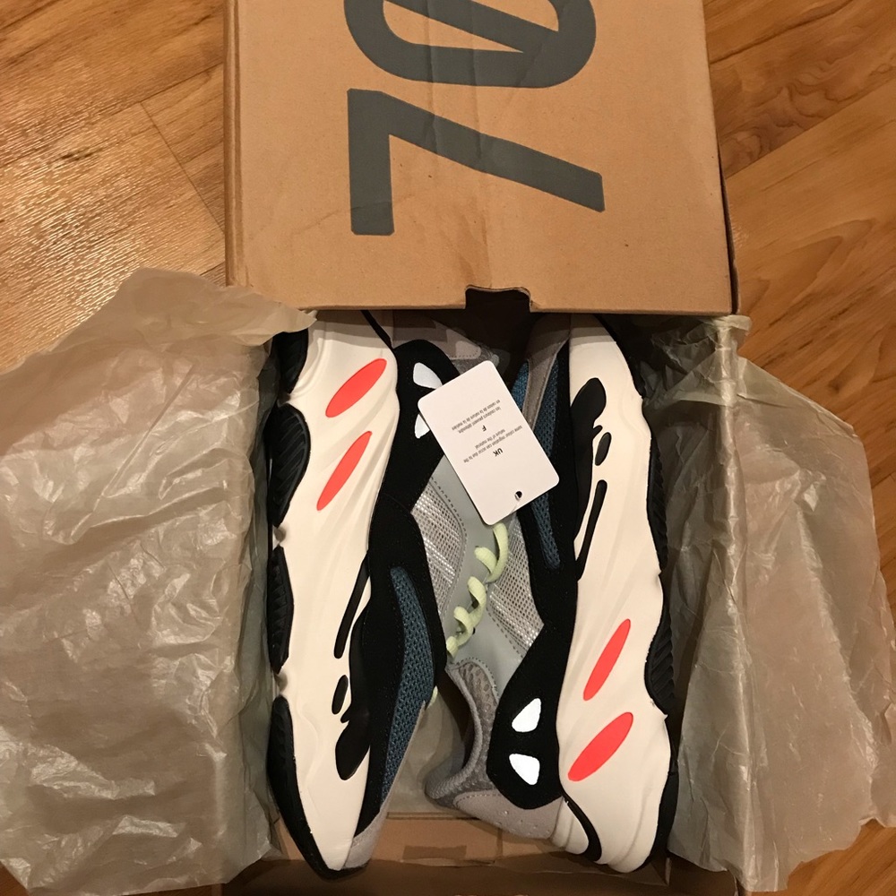 Adidas Yeezy Boost 700 V2 Wave Runners